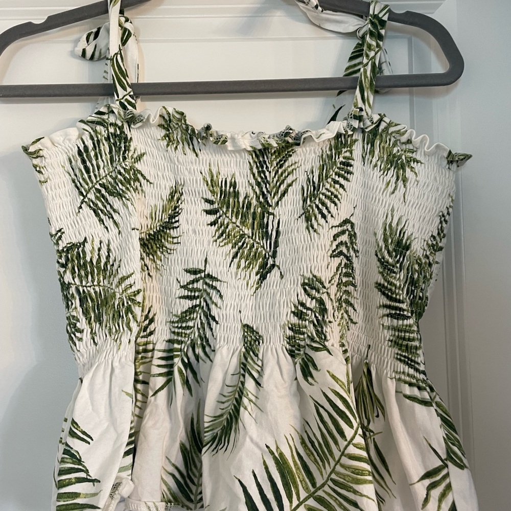 White and green crop top tank